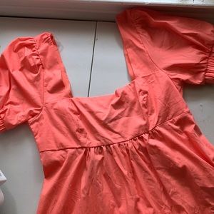 size small peach dress with puffy sleeve